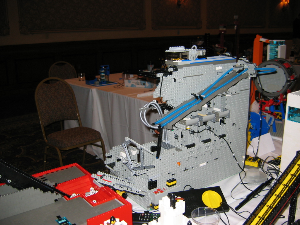 brickfest2006_020.jpg