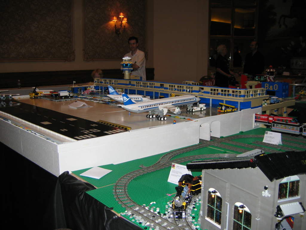 brickfest2006_030.jpg