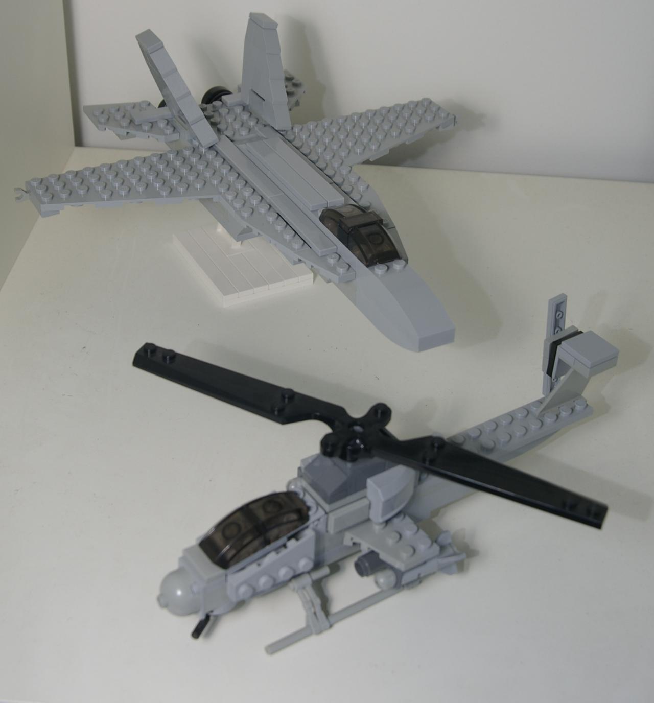 lego-cobra-f18.jpg