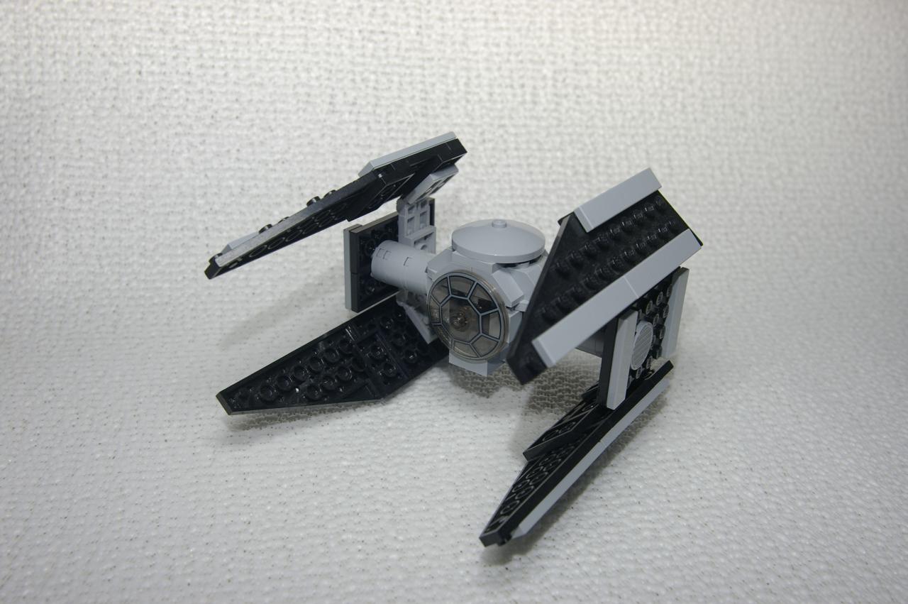 lego-tieint1.jpg