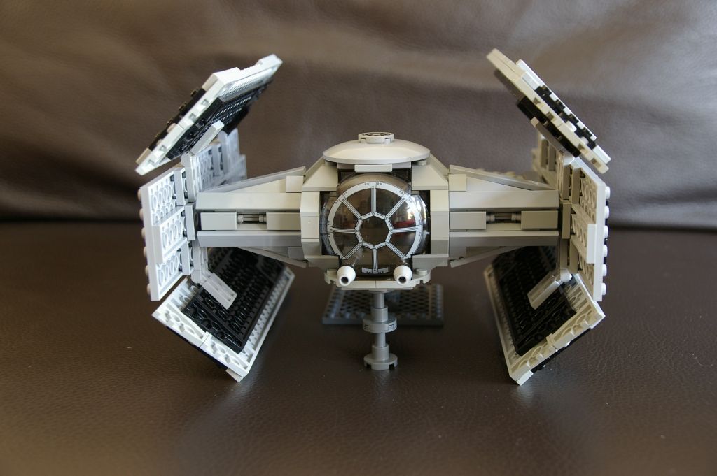 tie-ax1-front.jpg