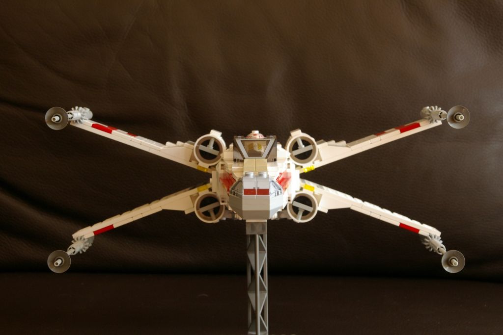 x-wing-frontattack.jpg