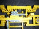 worm_gear_used_as_rack_n_pinion.jpg