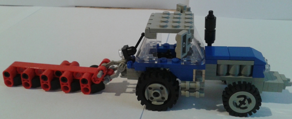 Ursus_1604_Lego__10_.jpg