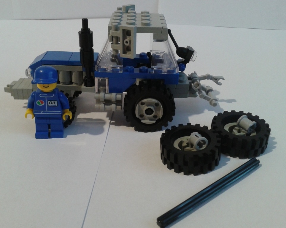 Ursus_1604_Lego__5_.jpg