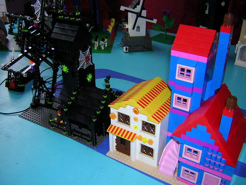 buildings.01.jpg