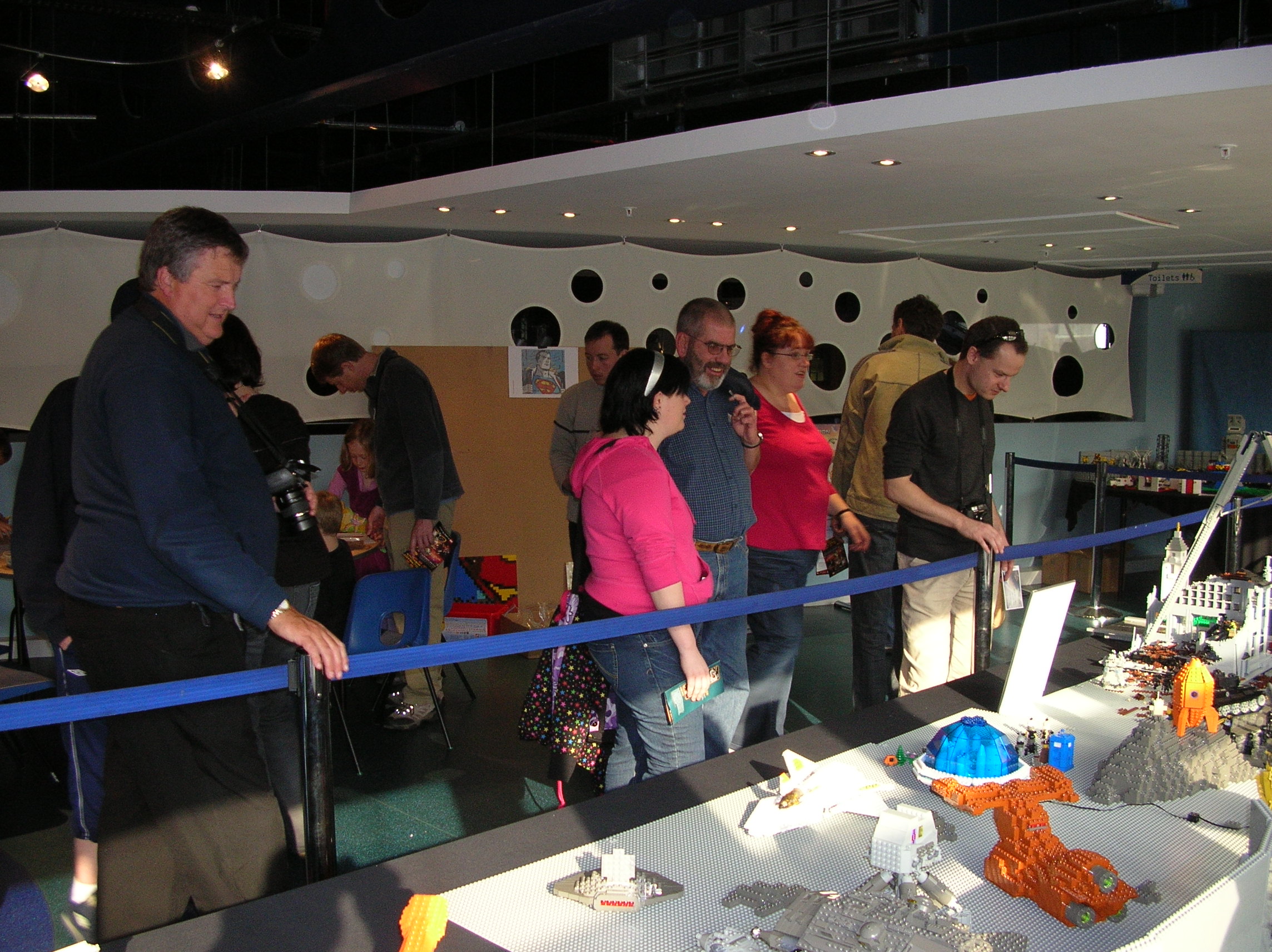 crowd.02.jpg