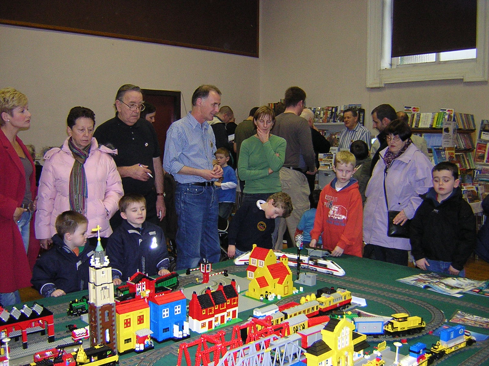 crowd.1.jpg