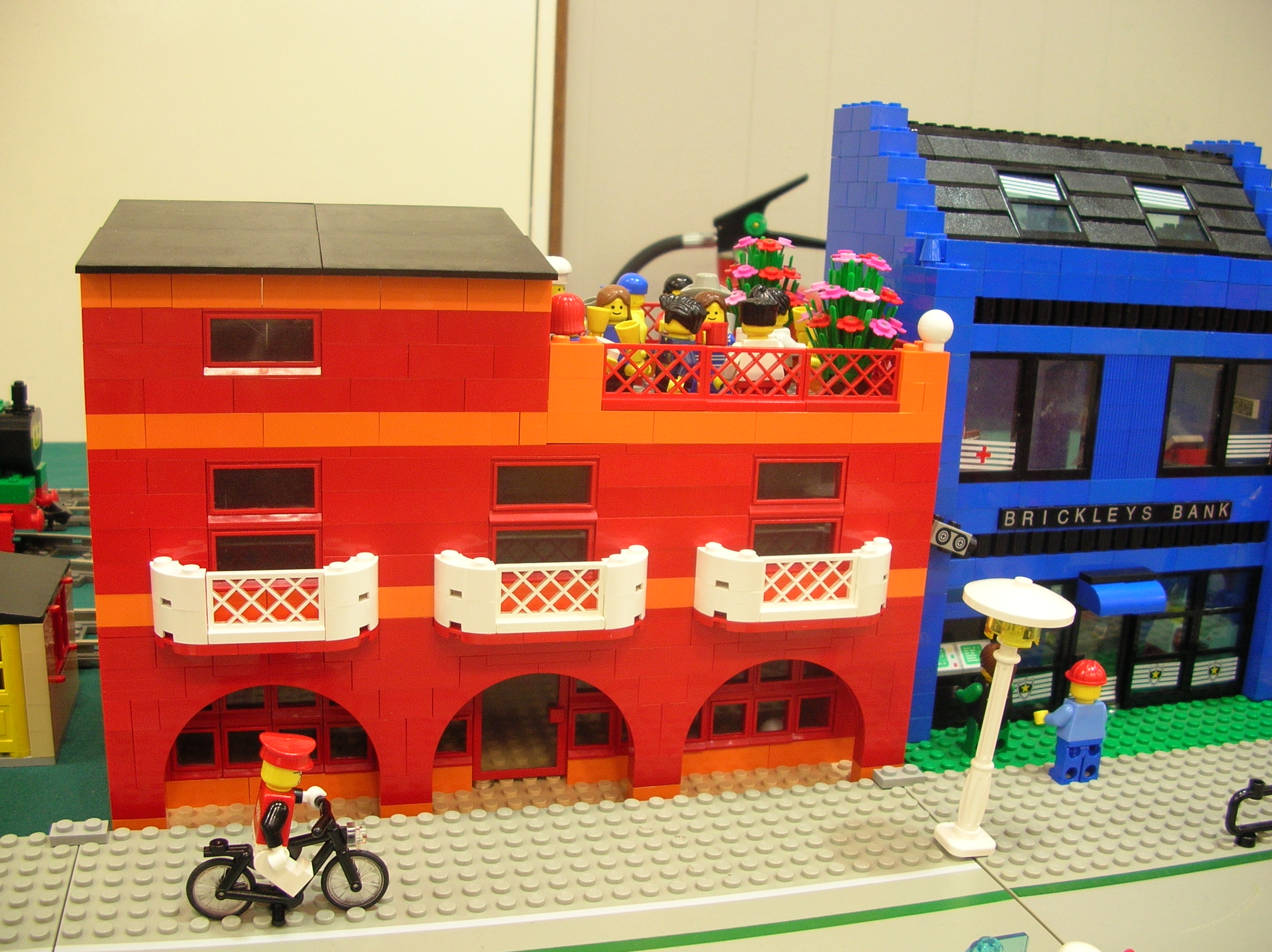 red-building.jpg