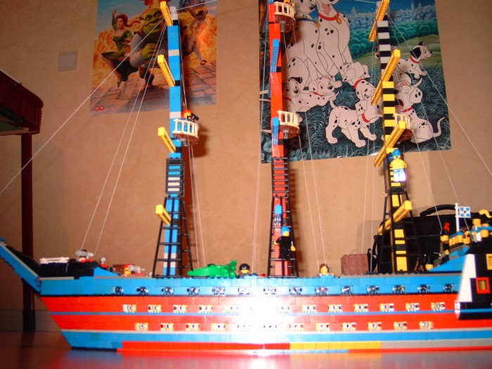 ship04.jpg