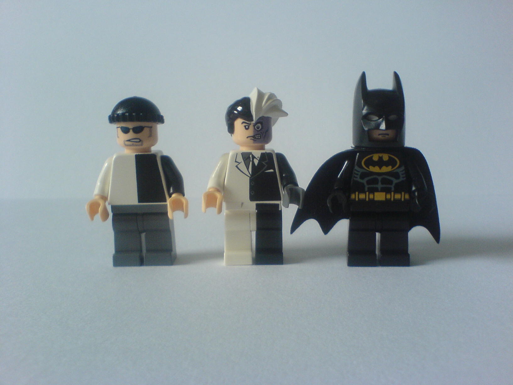 7781-_minifigs.jpg