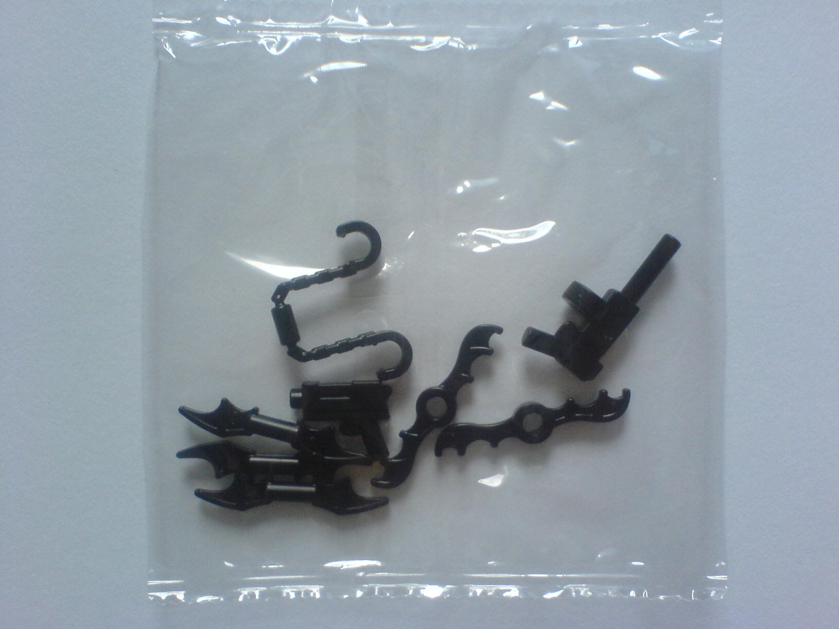 7781-_pack_1_content-_weapon_pack.jpg