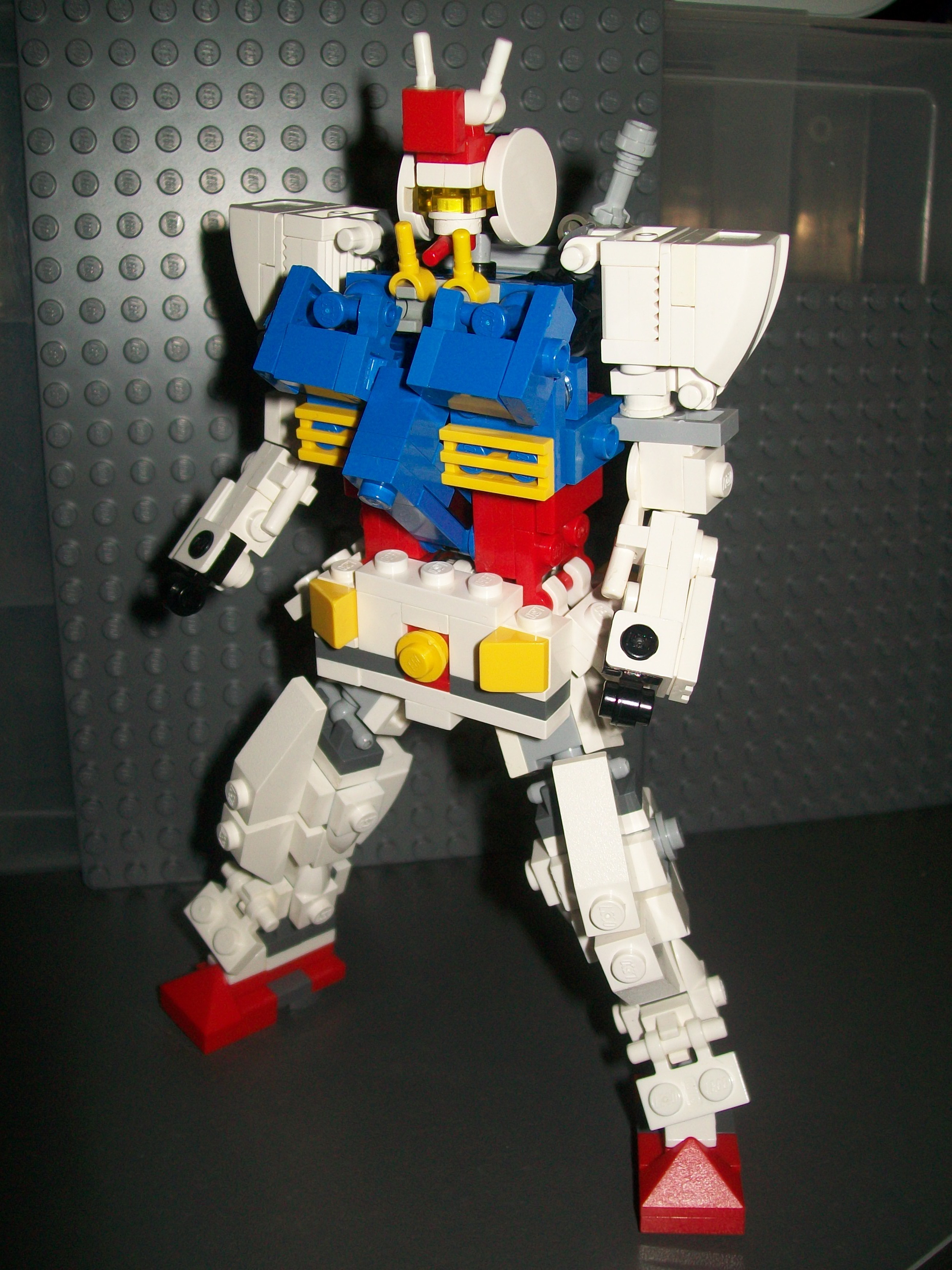 gundam_rx_78_001.jpg