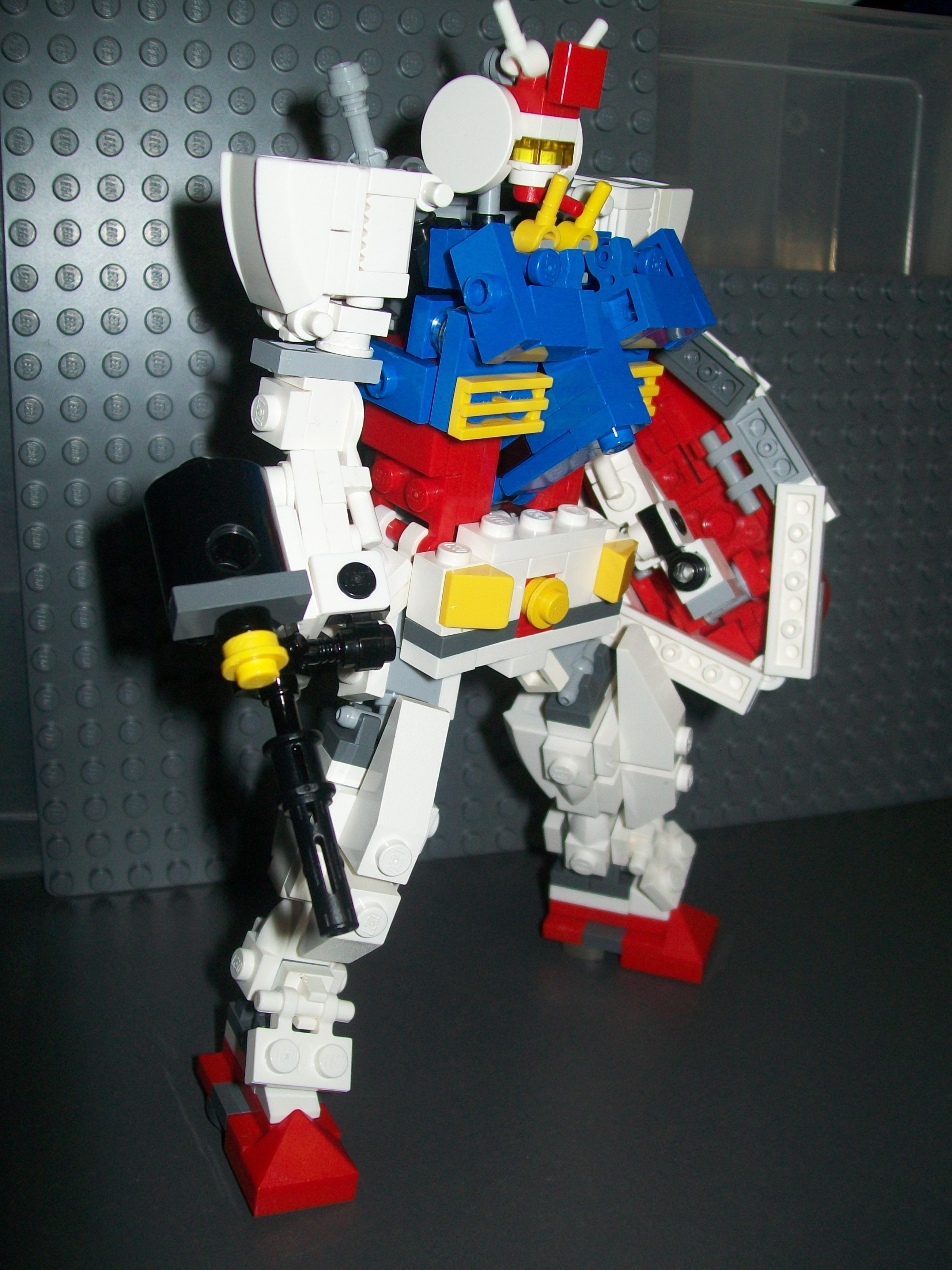 gundam_rx_78_008.jpg