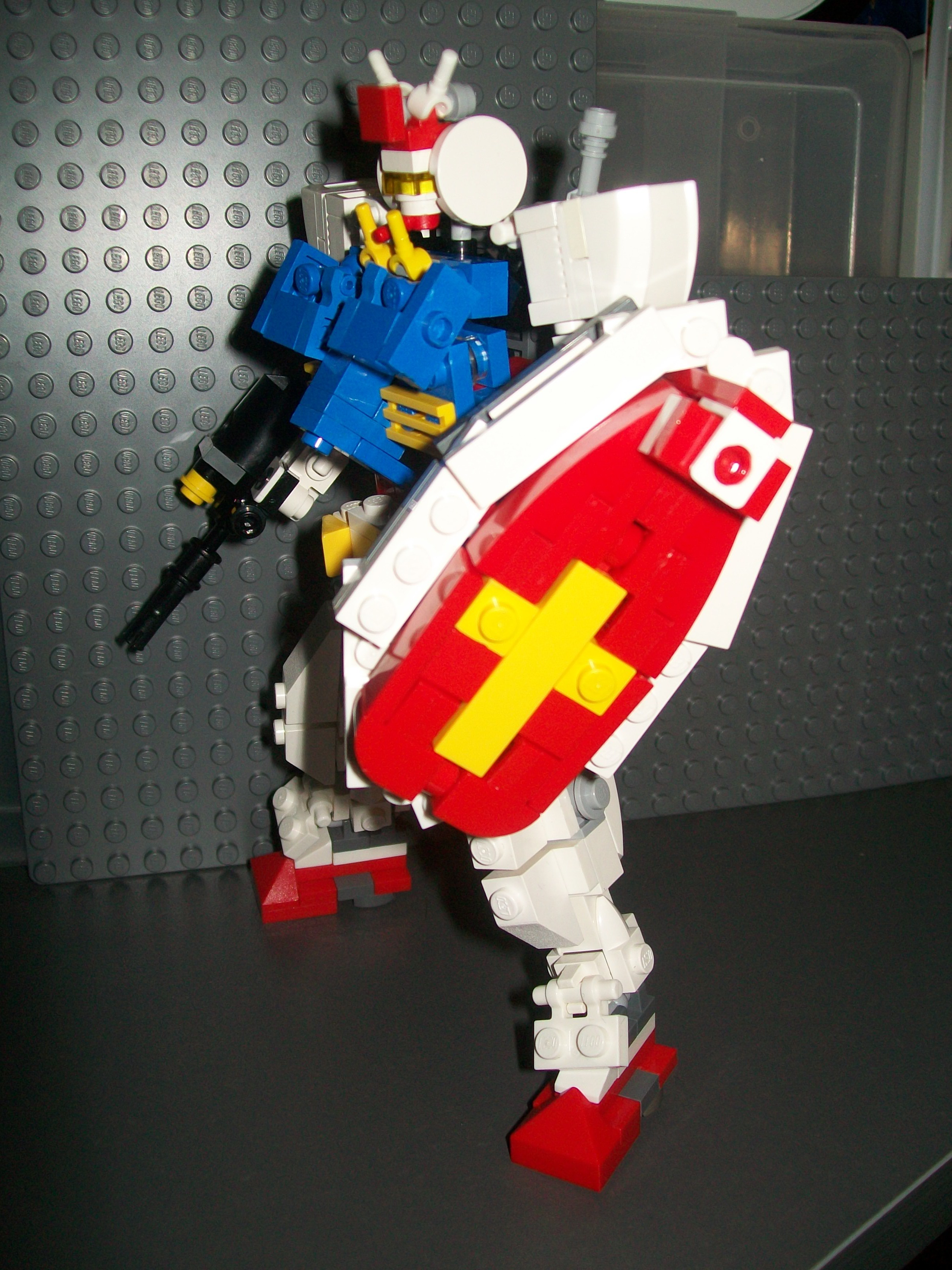 gundam_rx_78_010.jpg