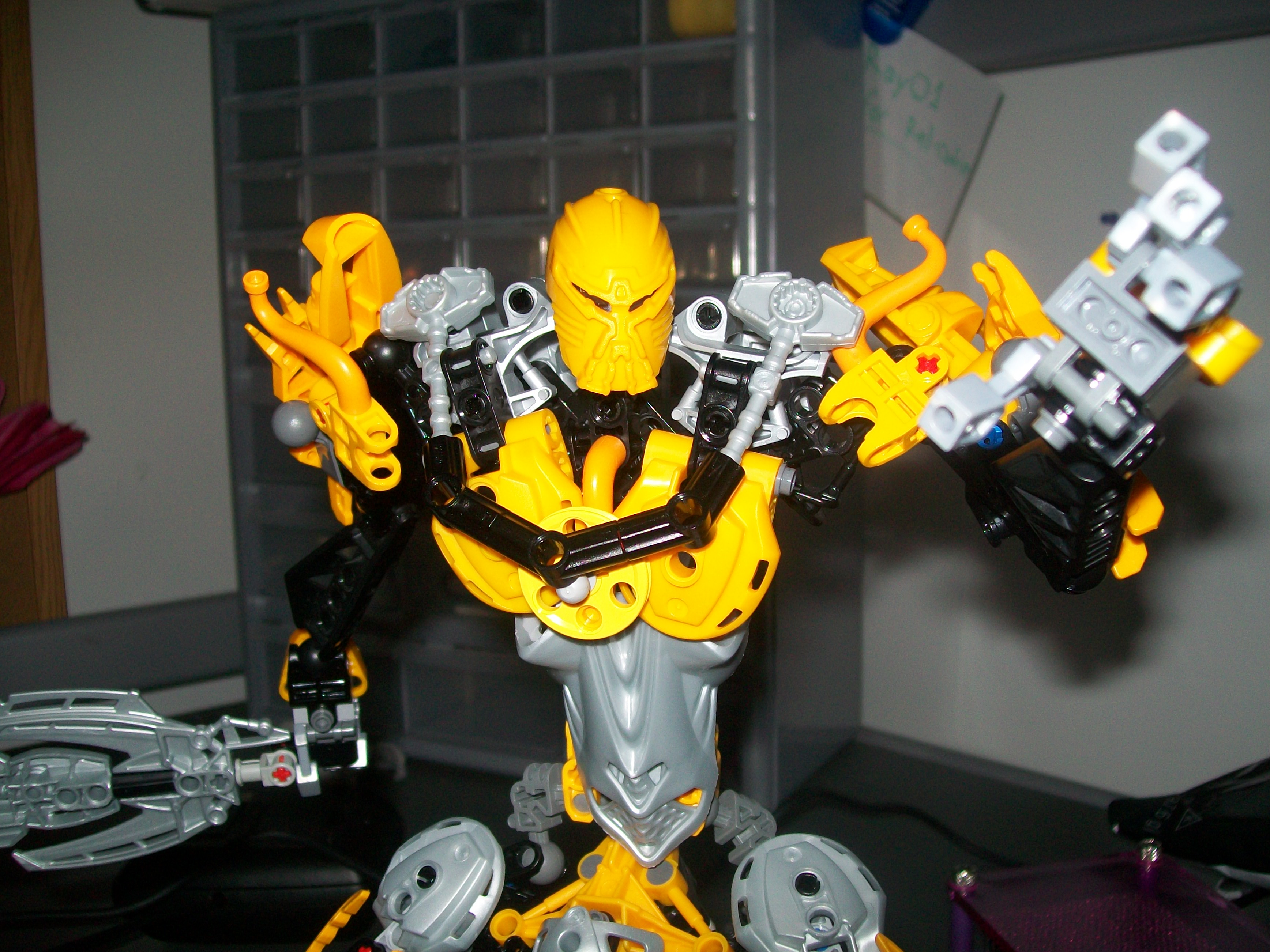 bionicle_003.jpg