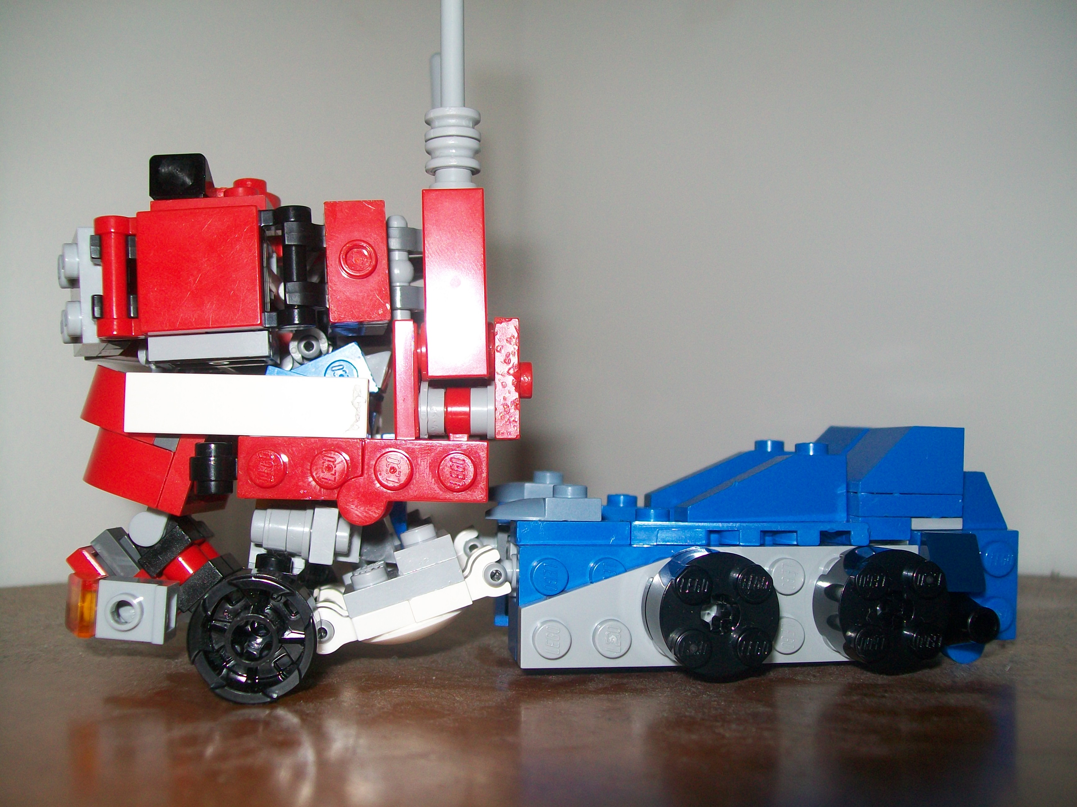 optimusprime_003.jpg