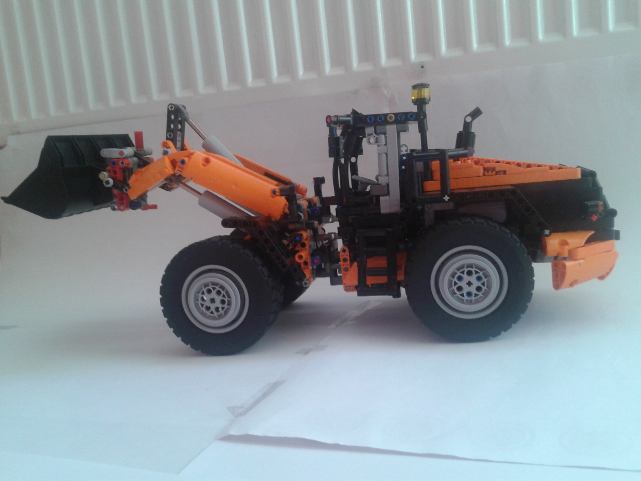 hitachi_zw_310__10.jpg