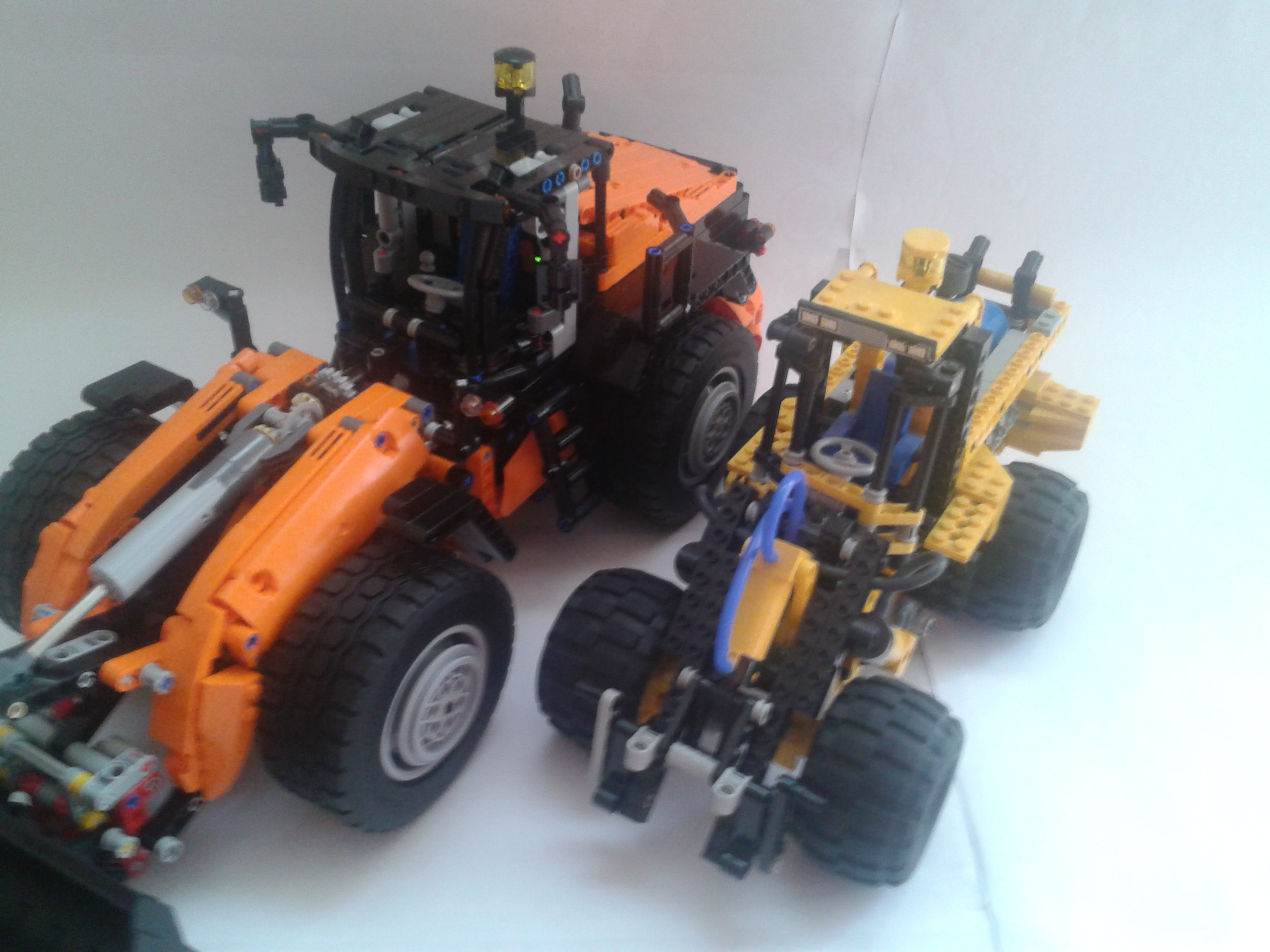 hitachi_zw_310__8.jpg