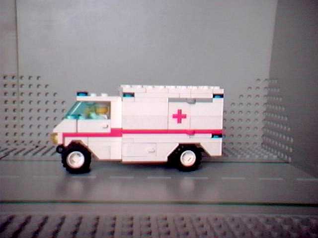 ambulanc-3.jpg