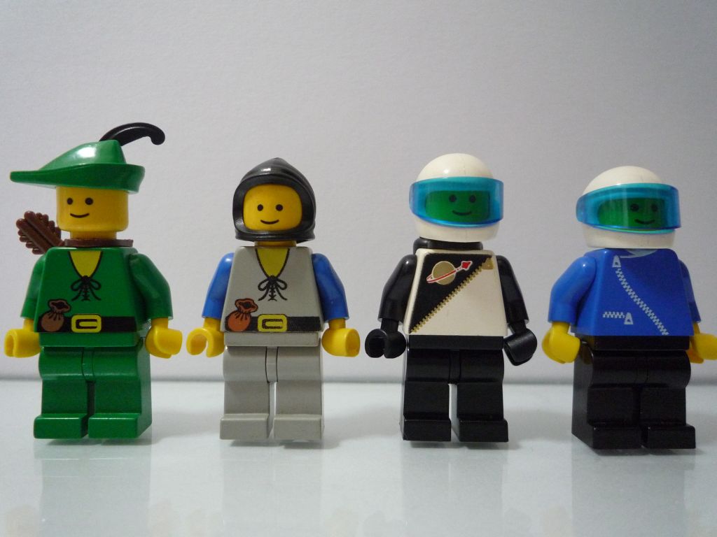 0_1974_minifig.jpg