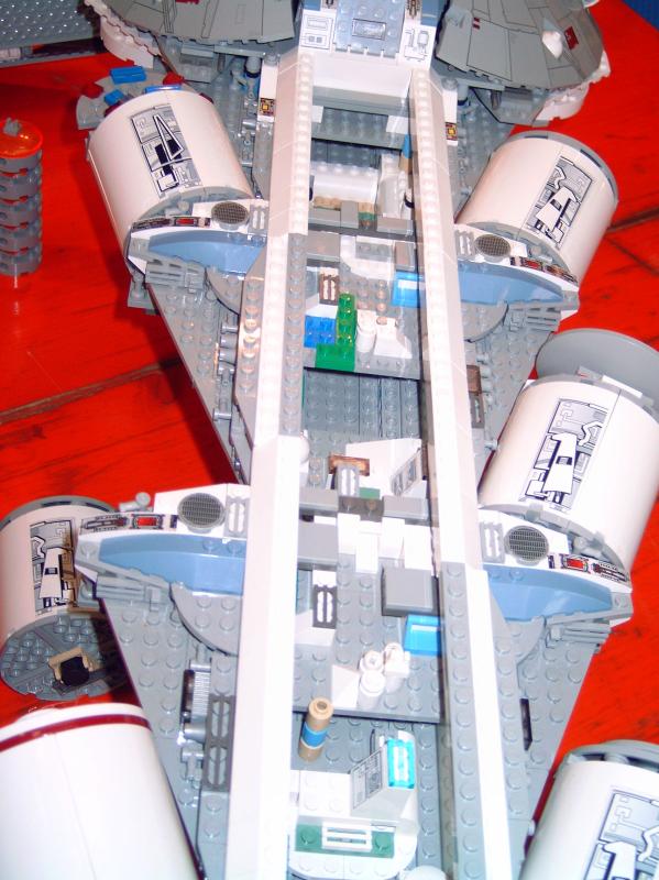 m4110018s.jpg