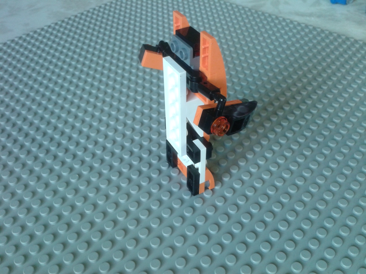 mocs-31028-05.jpg