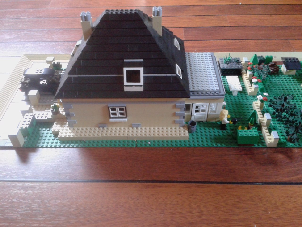myhouse-v1-03.jpg
