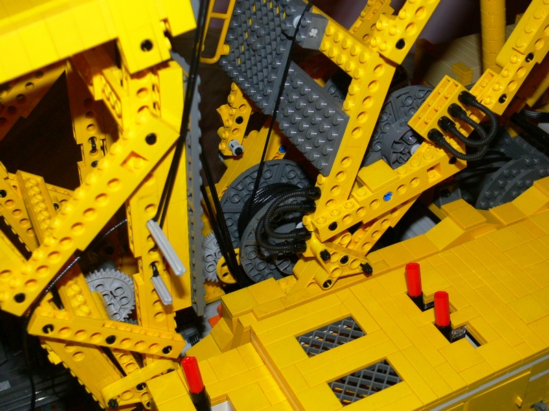 liebherr13.jpg
