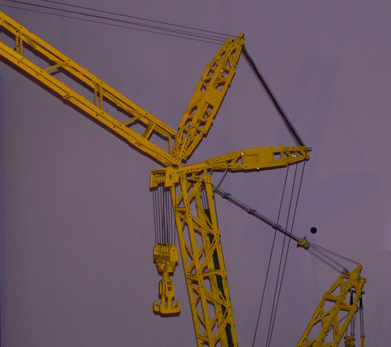 liebherr24.jpg