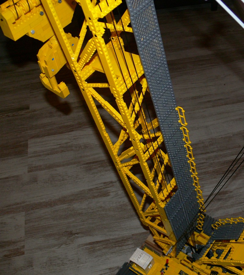 liebherr32.jpg