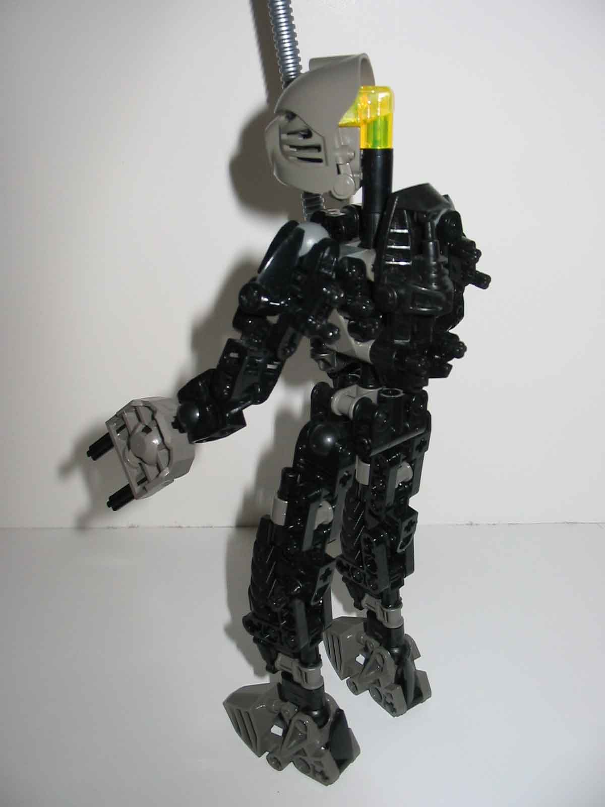 krakua_web_brickshelf_back.jpg