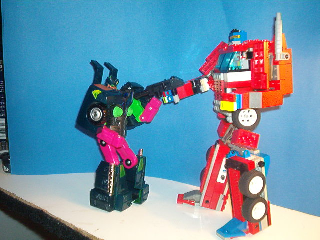 optimus_and_clench.jpg