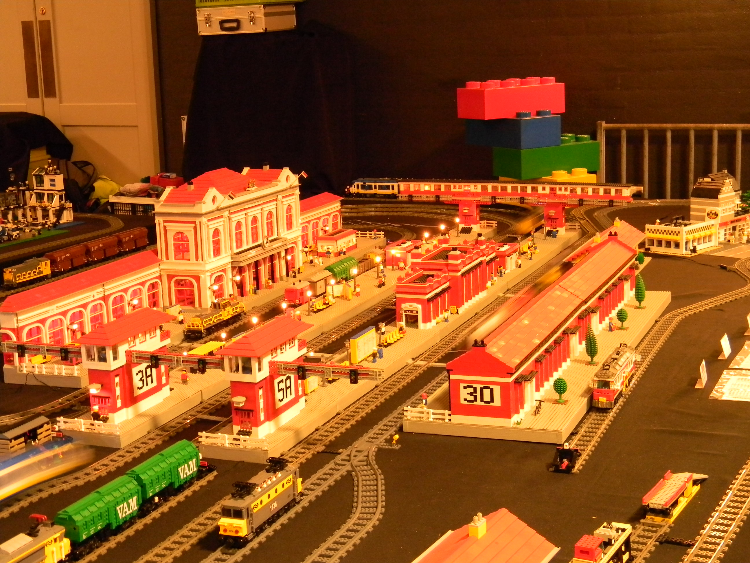 dscn2013.jpg