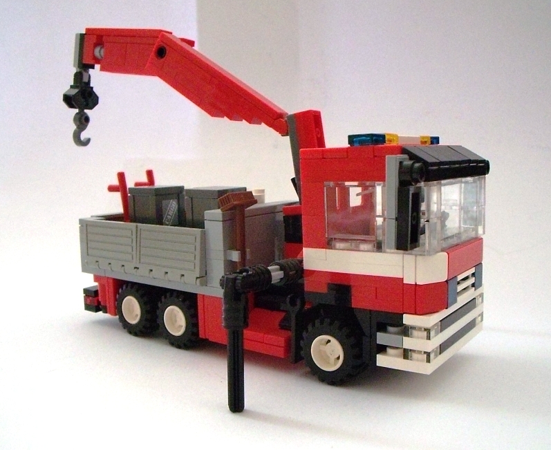 man_firetruck_with_crane_10.jpg