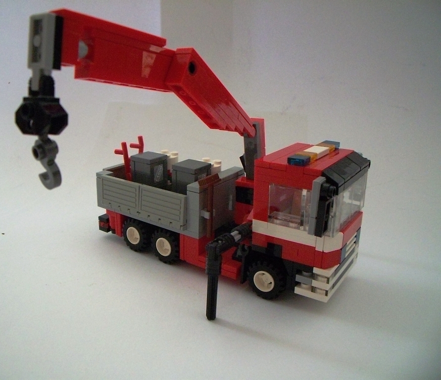 man_firetruck_with_crane_9.jpg