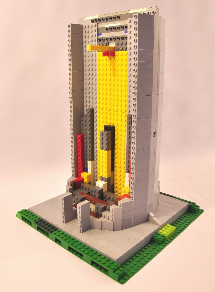 010_platform_leg_sprouting.jpg