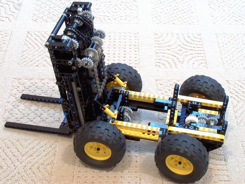 rear_wheels_drive_and_steering.jpg