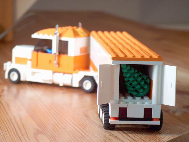 christmas_cargo.jpg