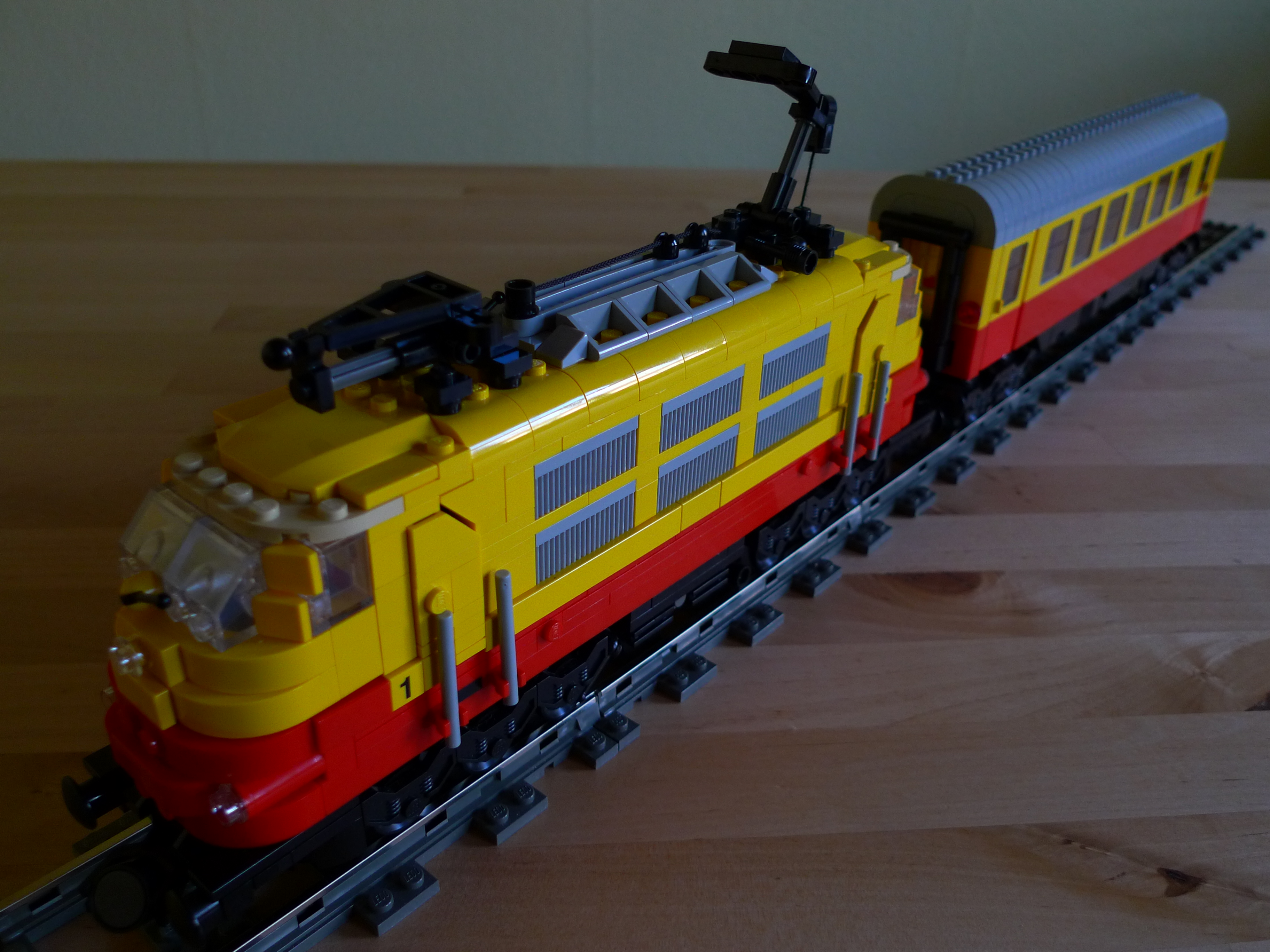br103_200-9_04.jpg
