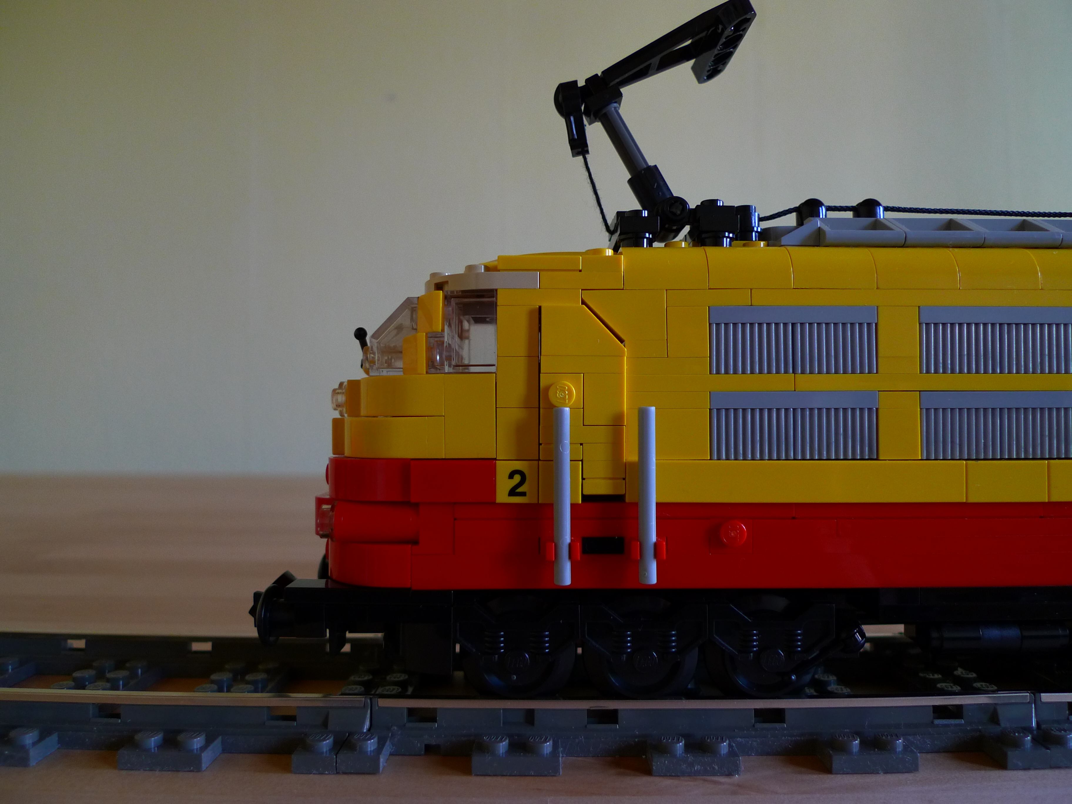br103_200-9_05.jpg