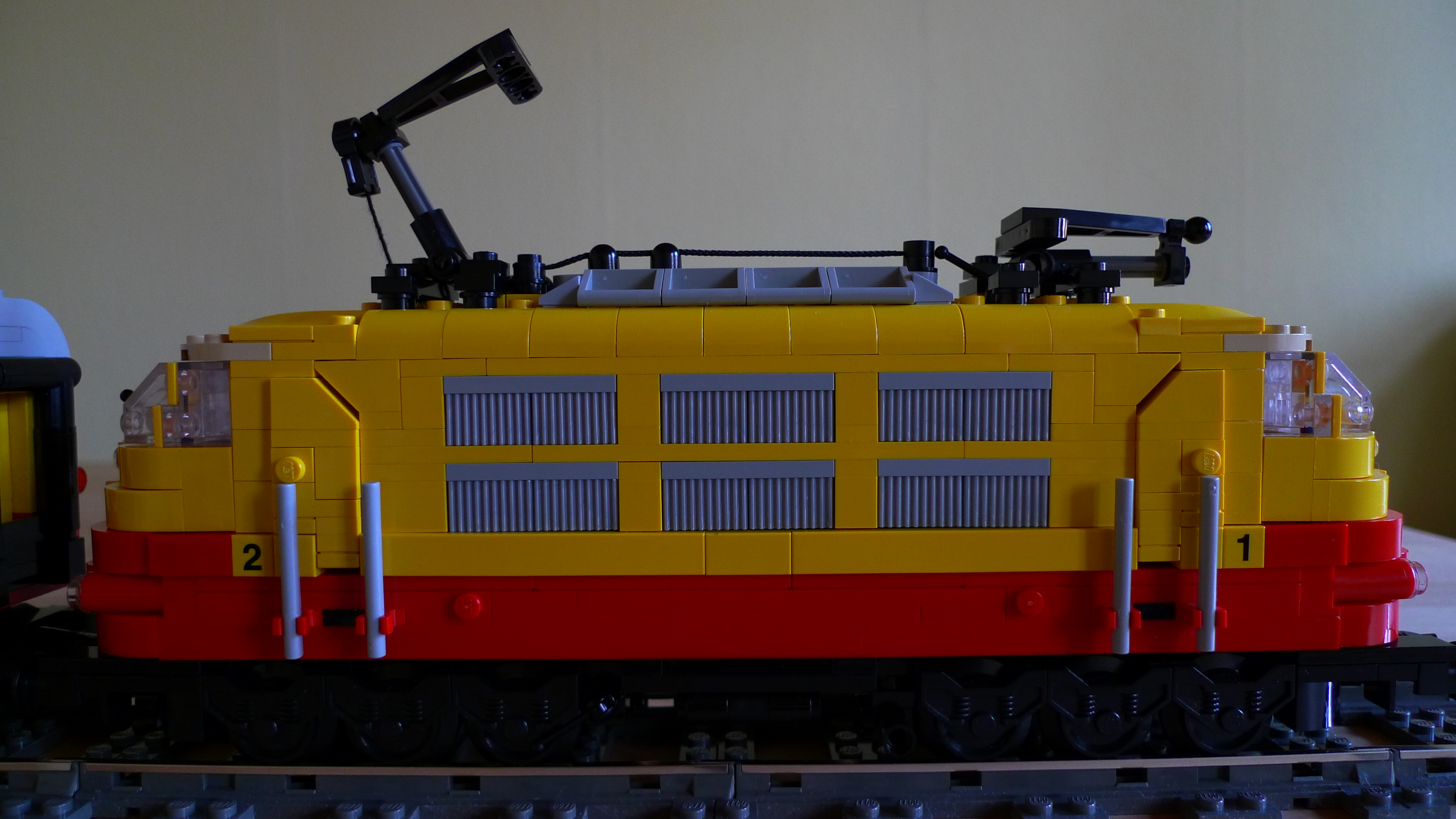 br103_200-9_08.jpg