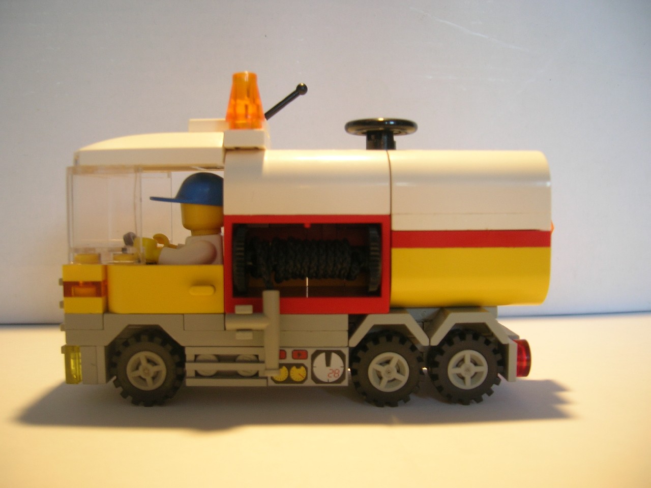 tanker1.jpg