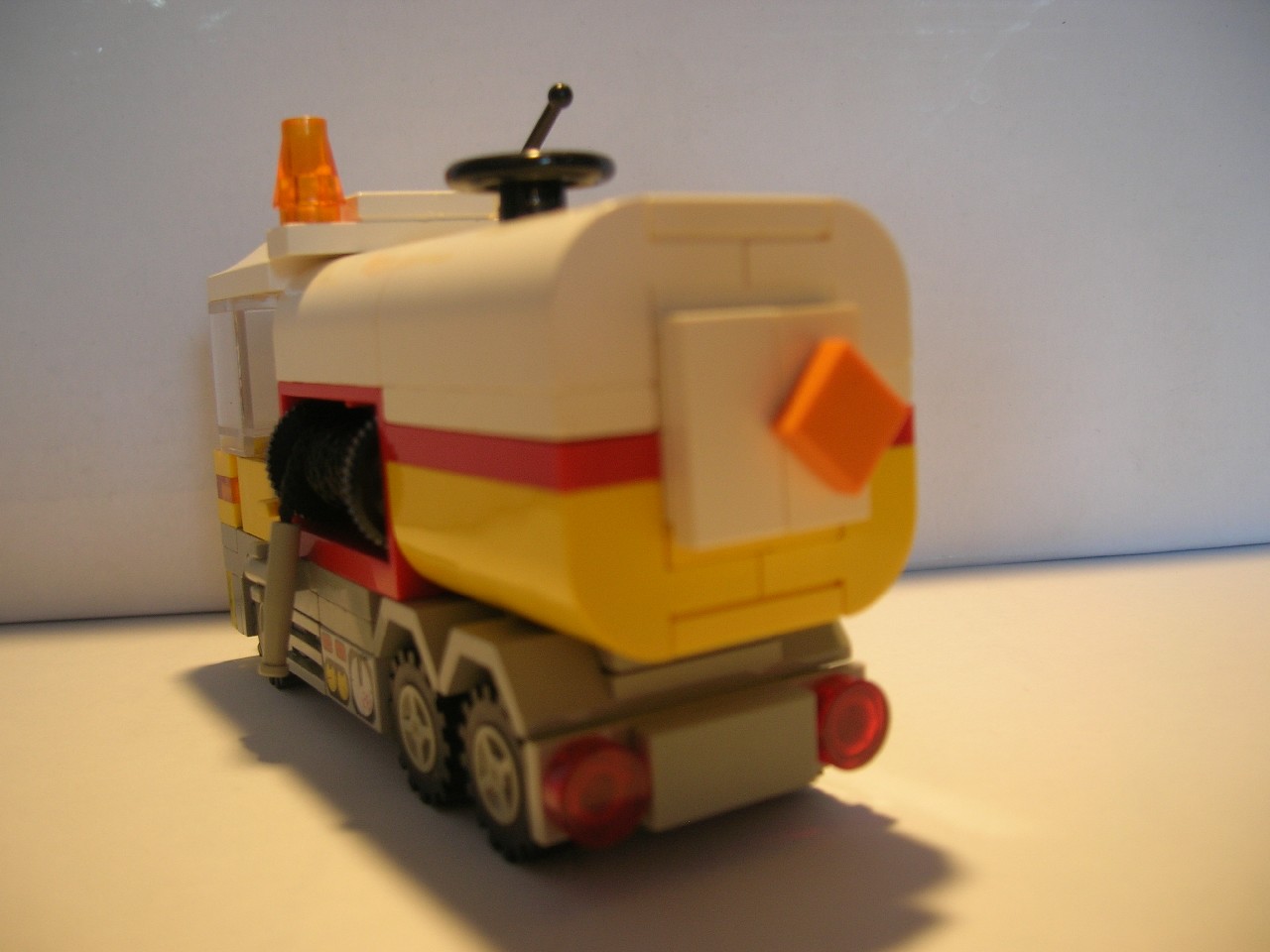 tanker6.jpg