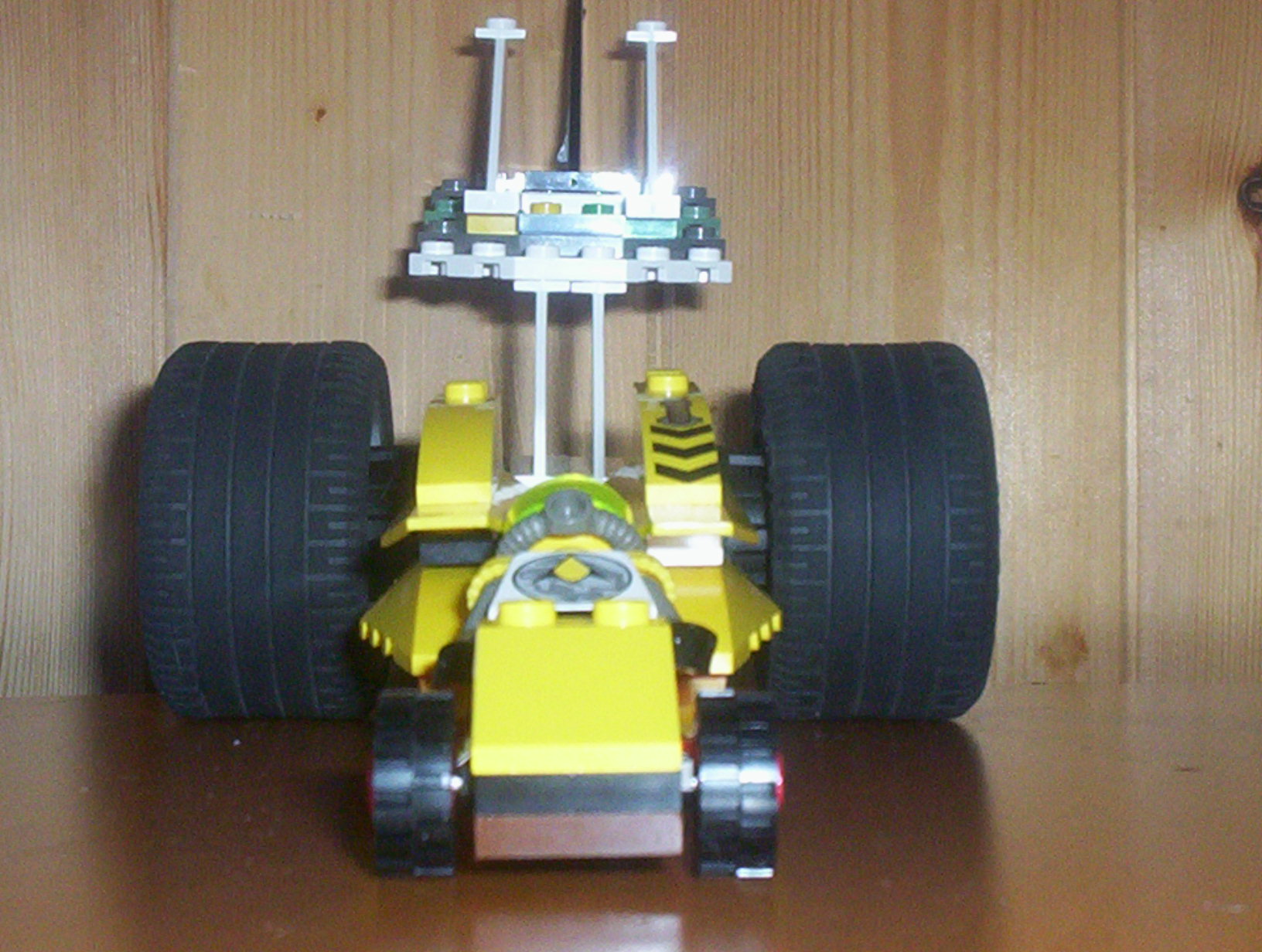 my_lego_dragster_001.jpg