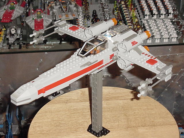 xwing-left.jpg