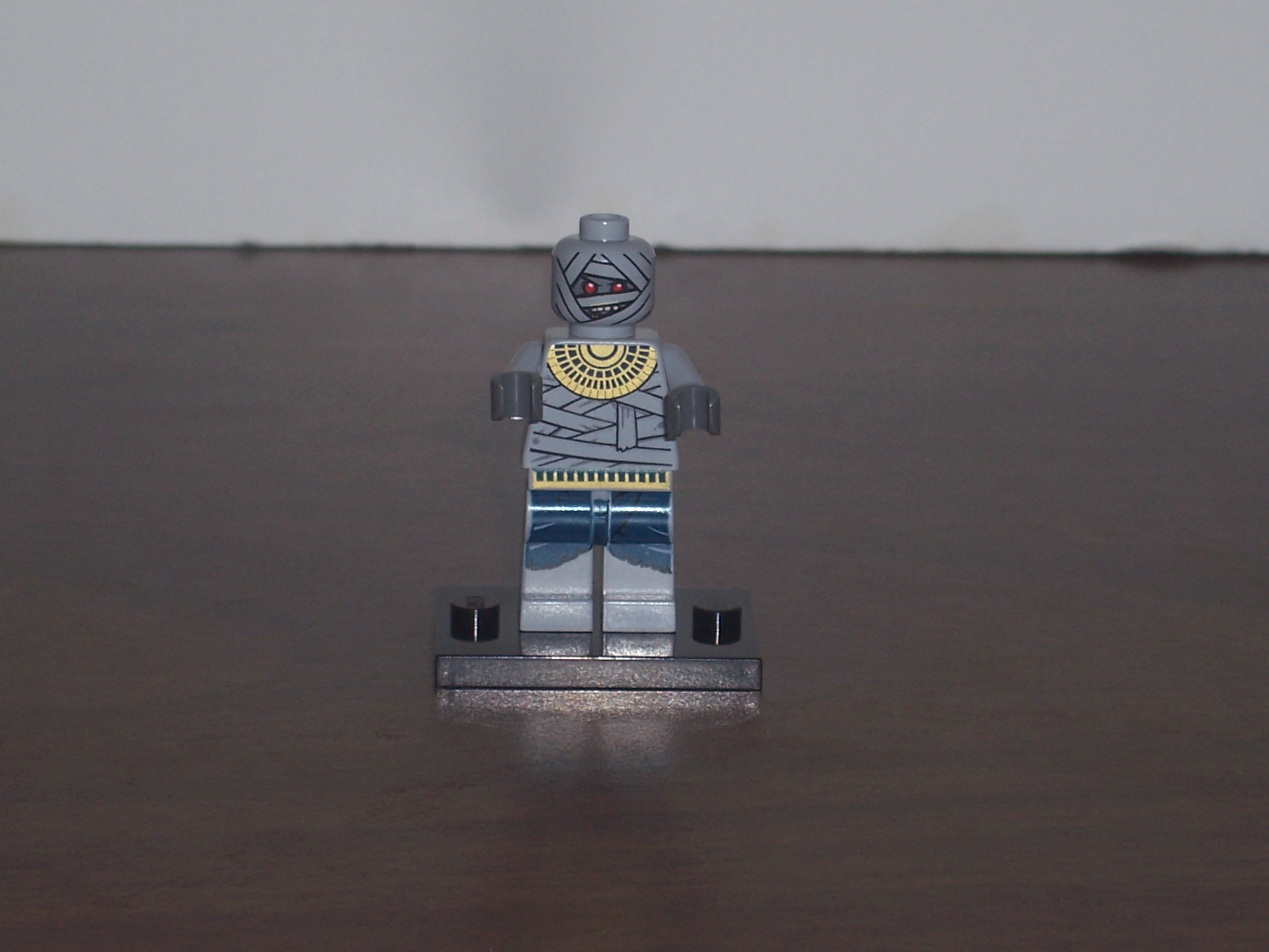 mummy_minifigure.jpg
