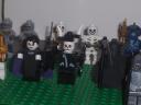 draculas_castle_minifigures_closeup_1.jpg