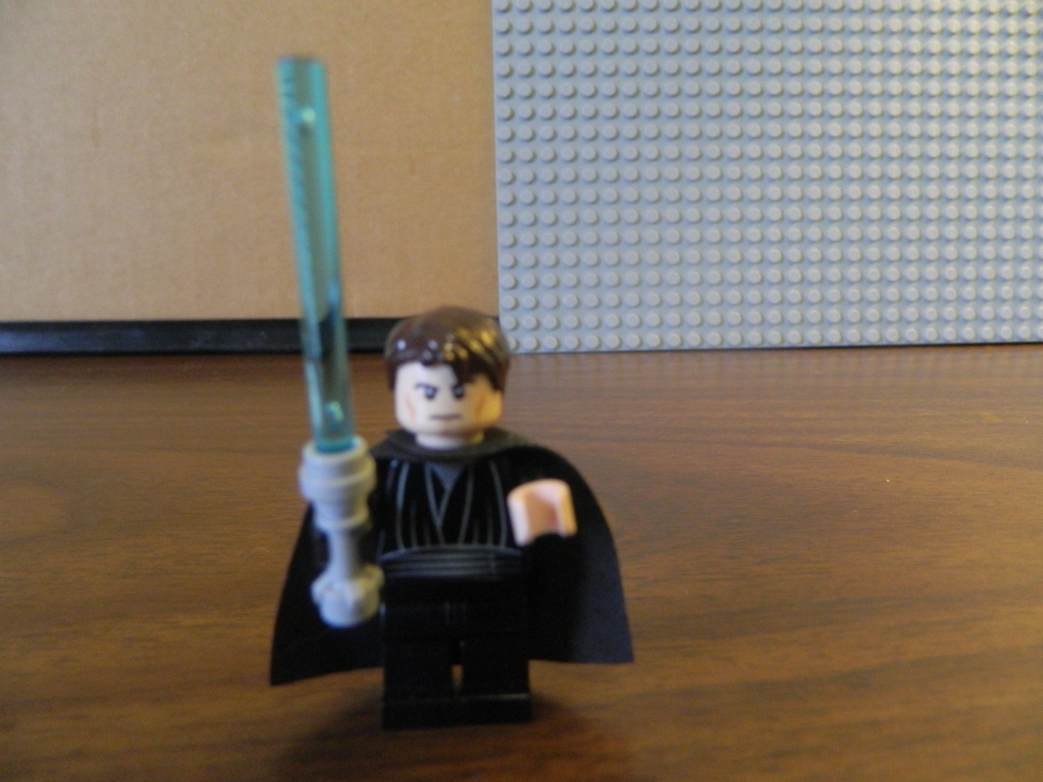 anakin_sith_robes_minifigure.jpg