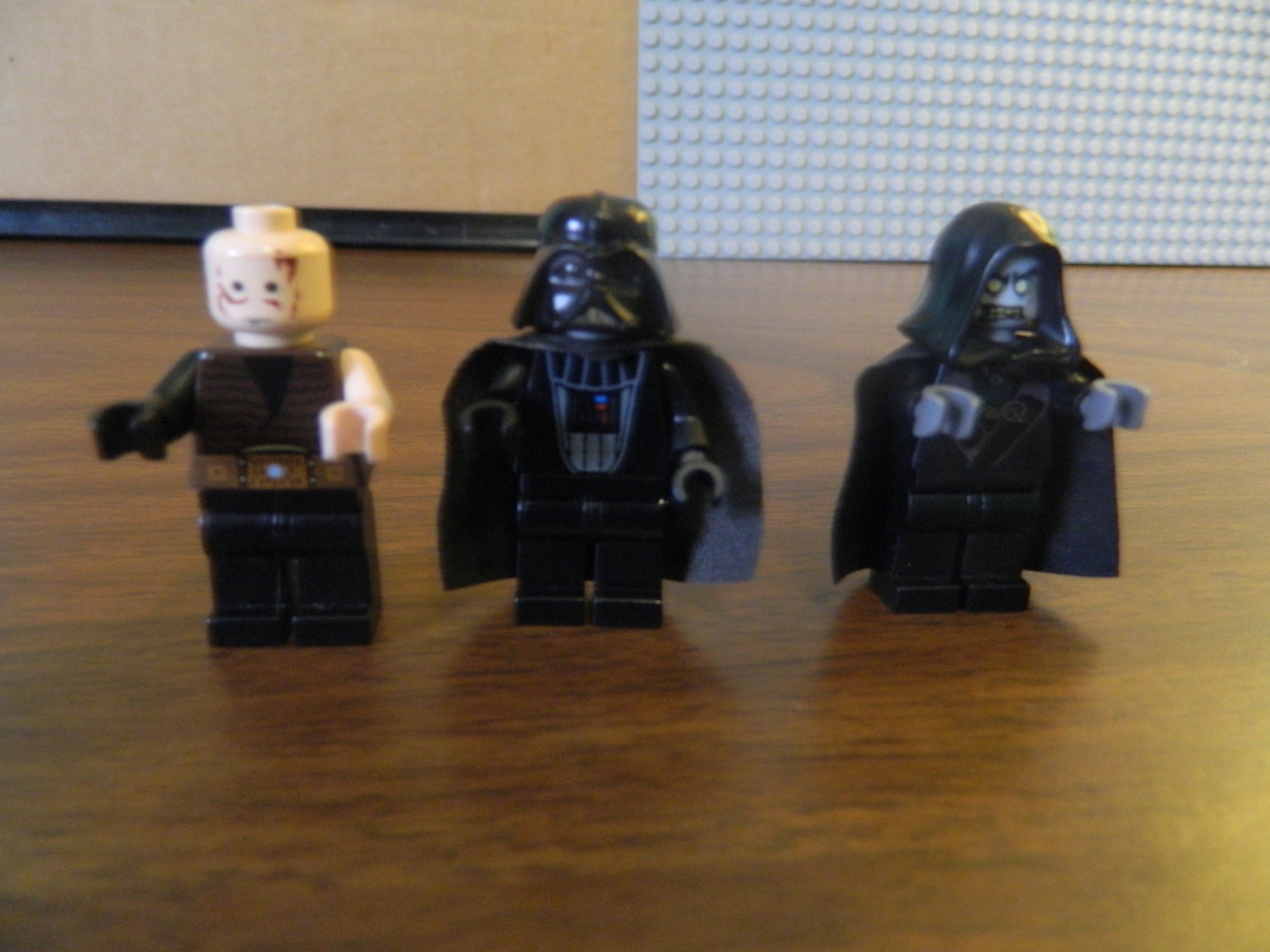 anakins_tranformation_minifigures.jpg